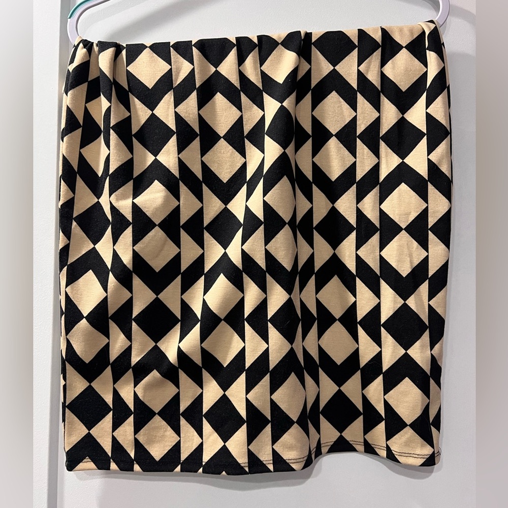 Lularoe skirt